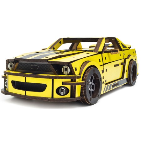 Dřevěný model Stallion GT žlutý